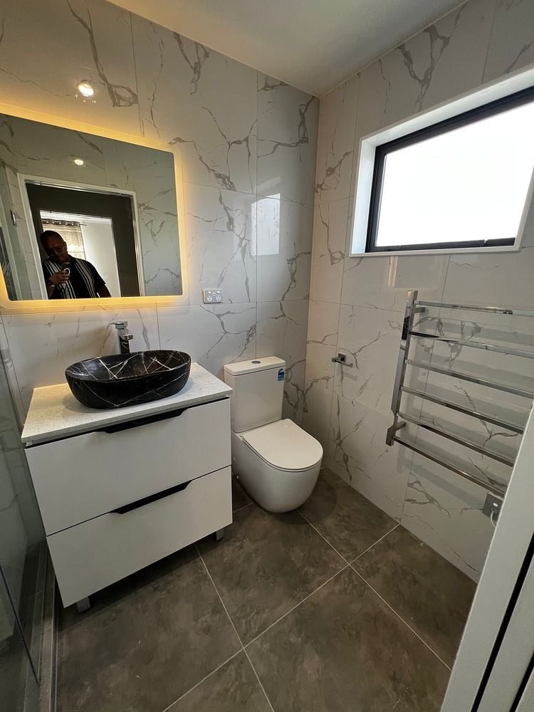 2305168749 4 Bedroom, 3 Bathroom